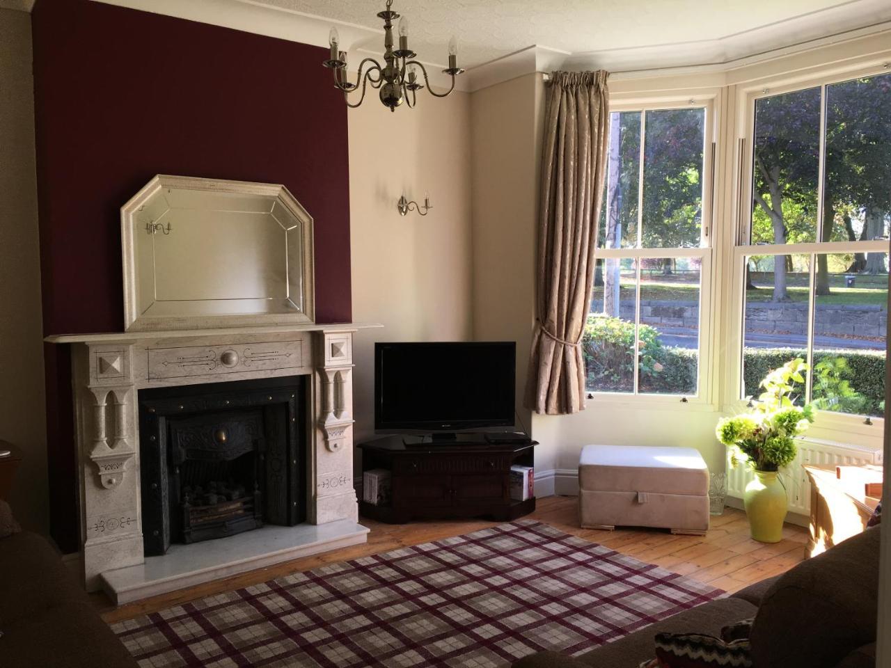 Glencoe Villa Guesthouse Featherstone ภายนอก รูปภาพ